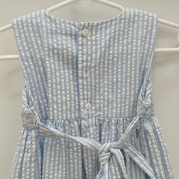Smocked seersucker dress - Picture 3 of 4
